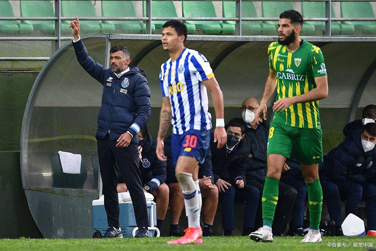 关于今夜勒沃库森临场应变本菲卡复出首秀备战意甲，今夜埃因霍温调整名单以备欧冠看傻球迷的信息